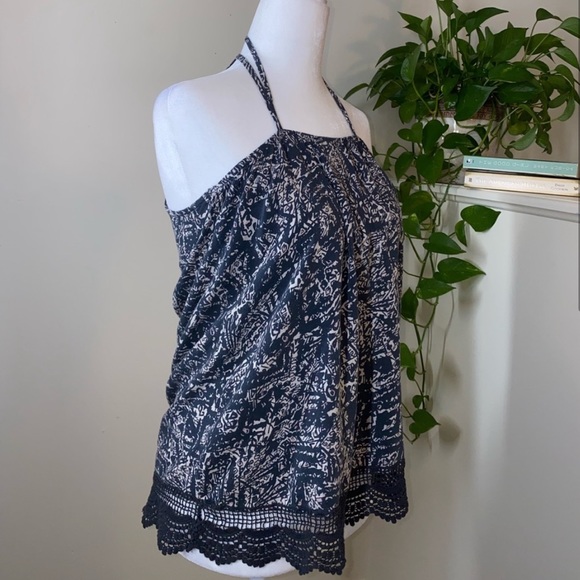 Mossimo Abstract Print Open Back Tank Top - Picture 6 of 8